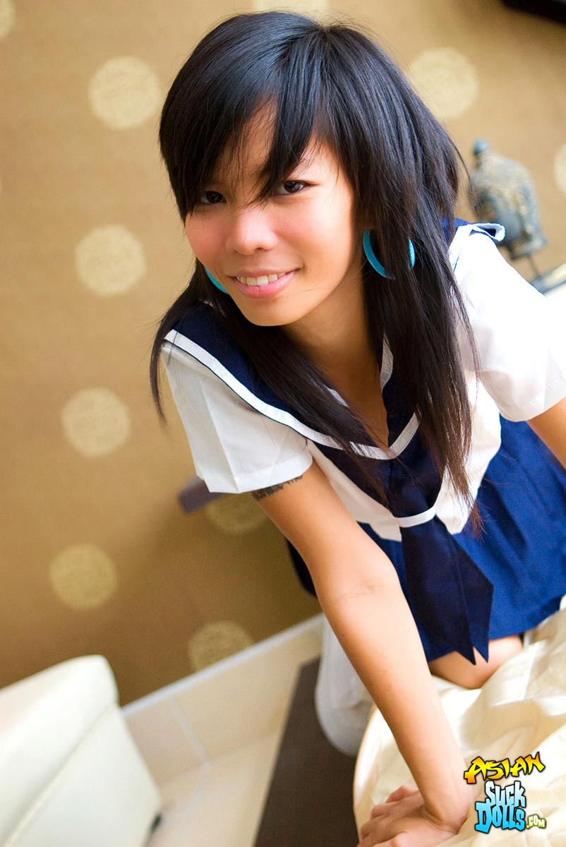 Thai teen in schoolgirl uniform getting naked | Asian Porn Times